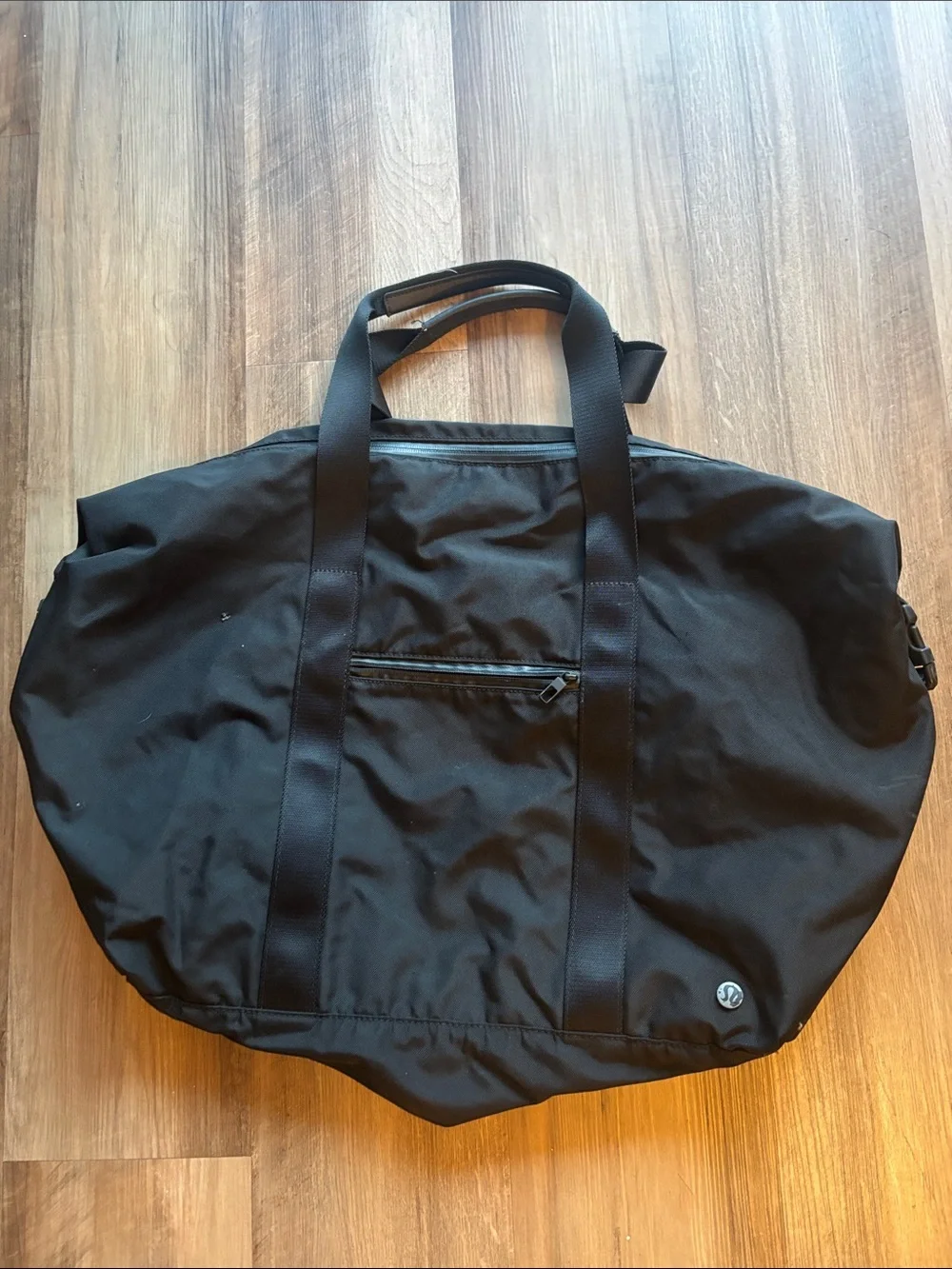 lululemon athletica Black Duffel Tote - Large Everyday Carryall